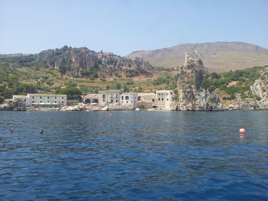 La Casetta Nel Porto Castellammare del Golfo Phòng bức ảnh